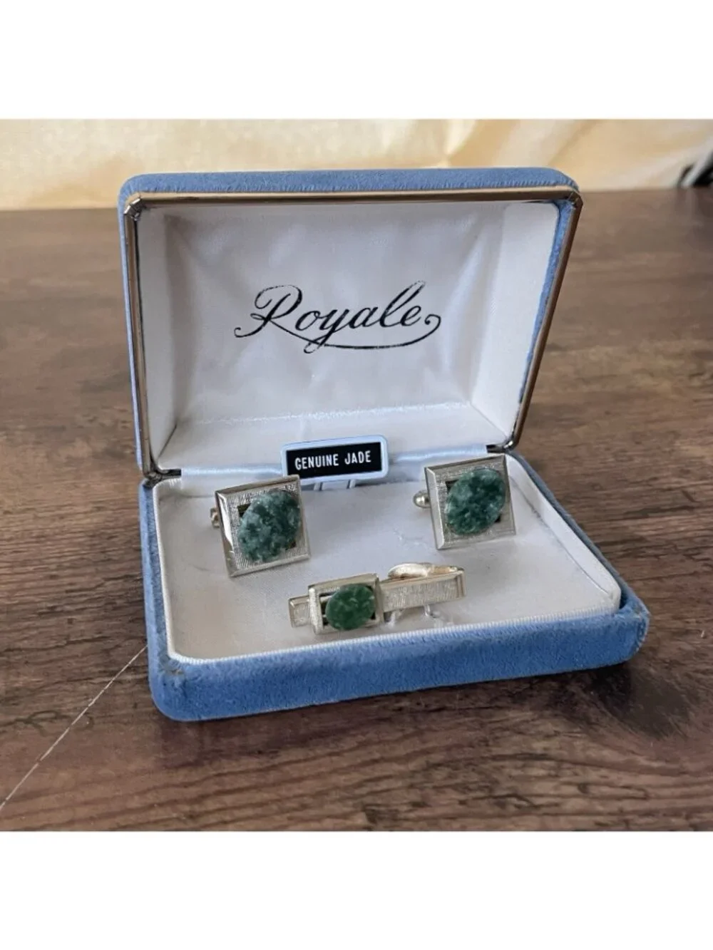 Vintage Shields Green Jade Gold Tone Cufflinks Tie Clip Set with Box Mid Century